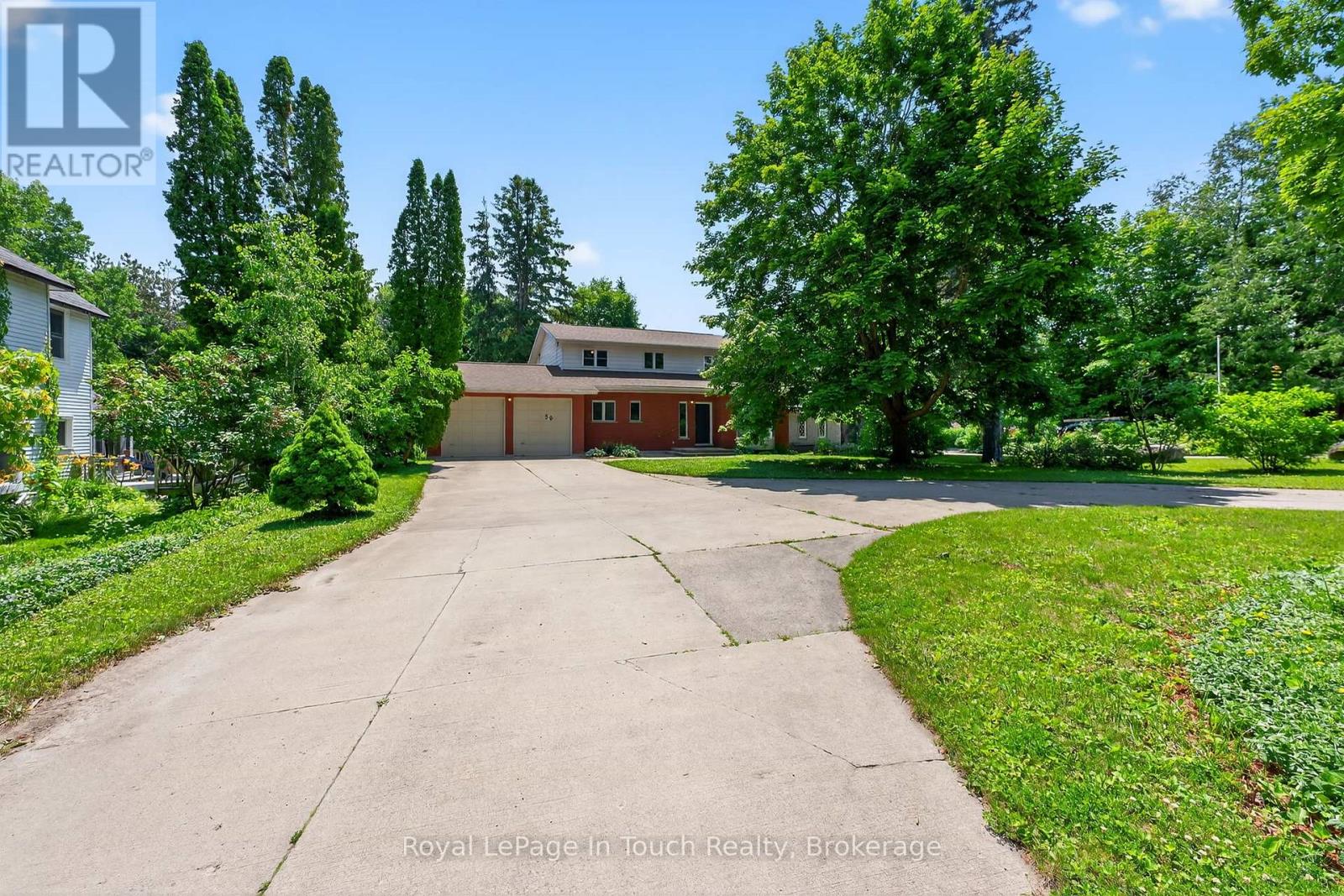 56 Robert Street E, Penetanguishene, Ontario  L9M 1K7 - Photo 30 - S12338722