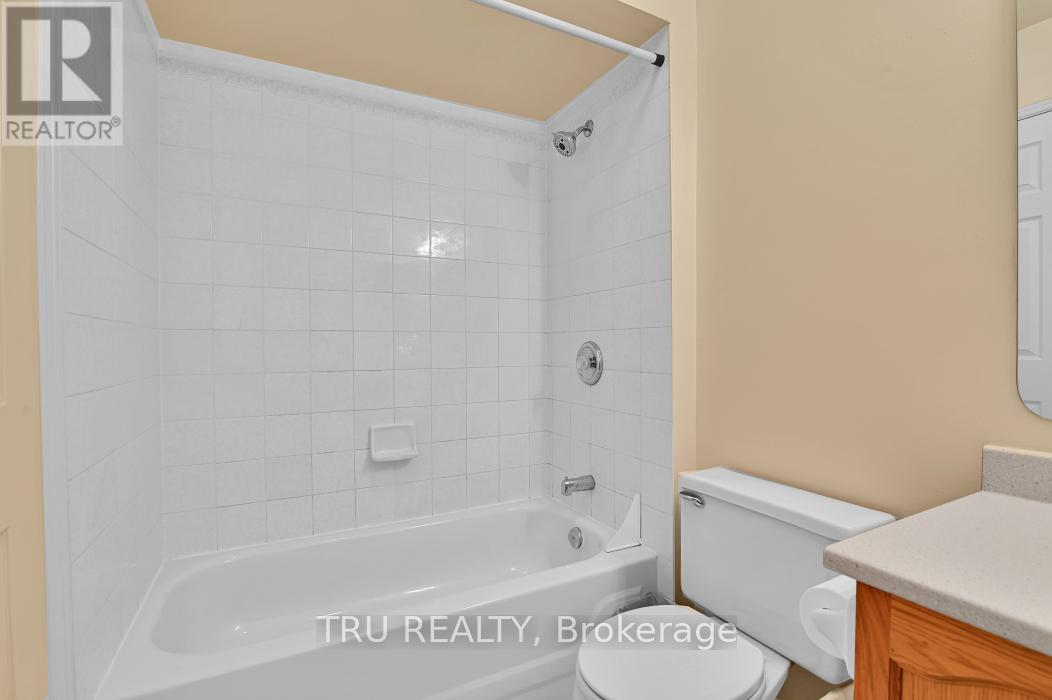 40 Baton Court, Ottawa, Ontario  K2L 4C8 - Photo 26 - X12338231