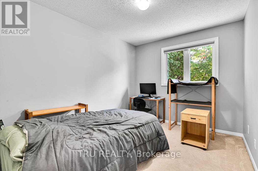 40 Baton Court, Ottawa, Ontario  K2L 4C8 - Photo 24 - X12338231