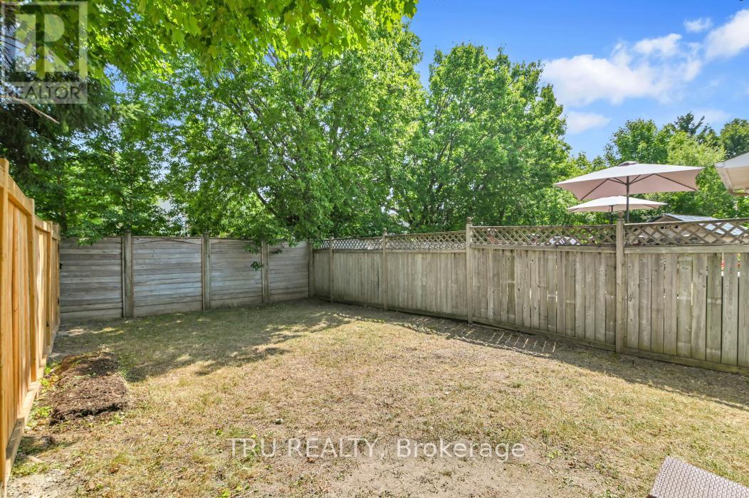 40 Baton Court, Ottawa, Ontario  K2L 4C8 - Photo 33 - X12338231