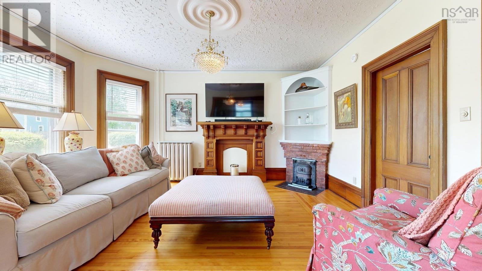 78 Pleasant Street, Mahone Bay, Nova Scotia  B0J 2E0 - Photo 14 - 202513201