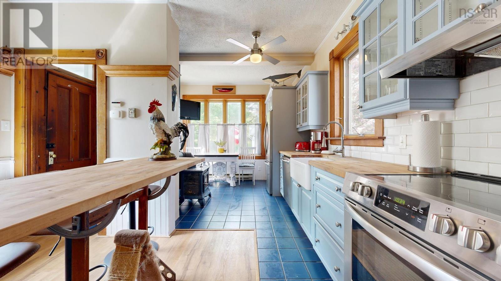 78 Pleasant Street, Mahone Bay, Nova Scotia  B0J 2E0 - Photo 19 - 202513201