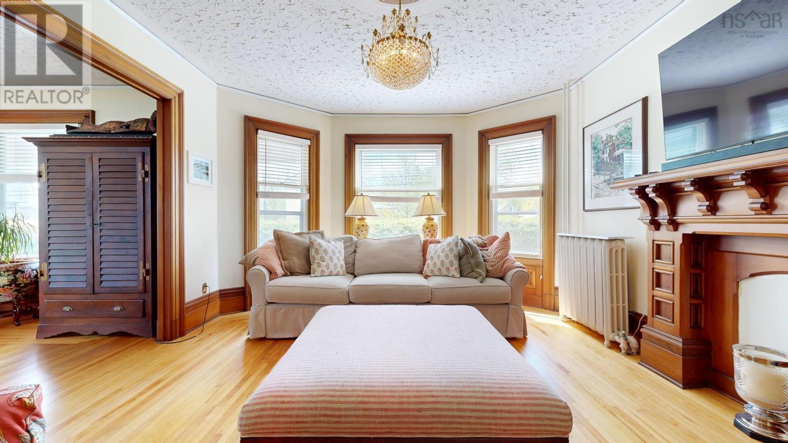 78 Pleasant Street, Mahone Bay, Nova Scotia  B0J 2E0 - Photo 13 - 202513201