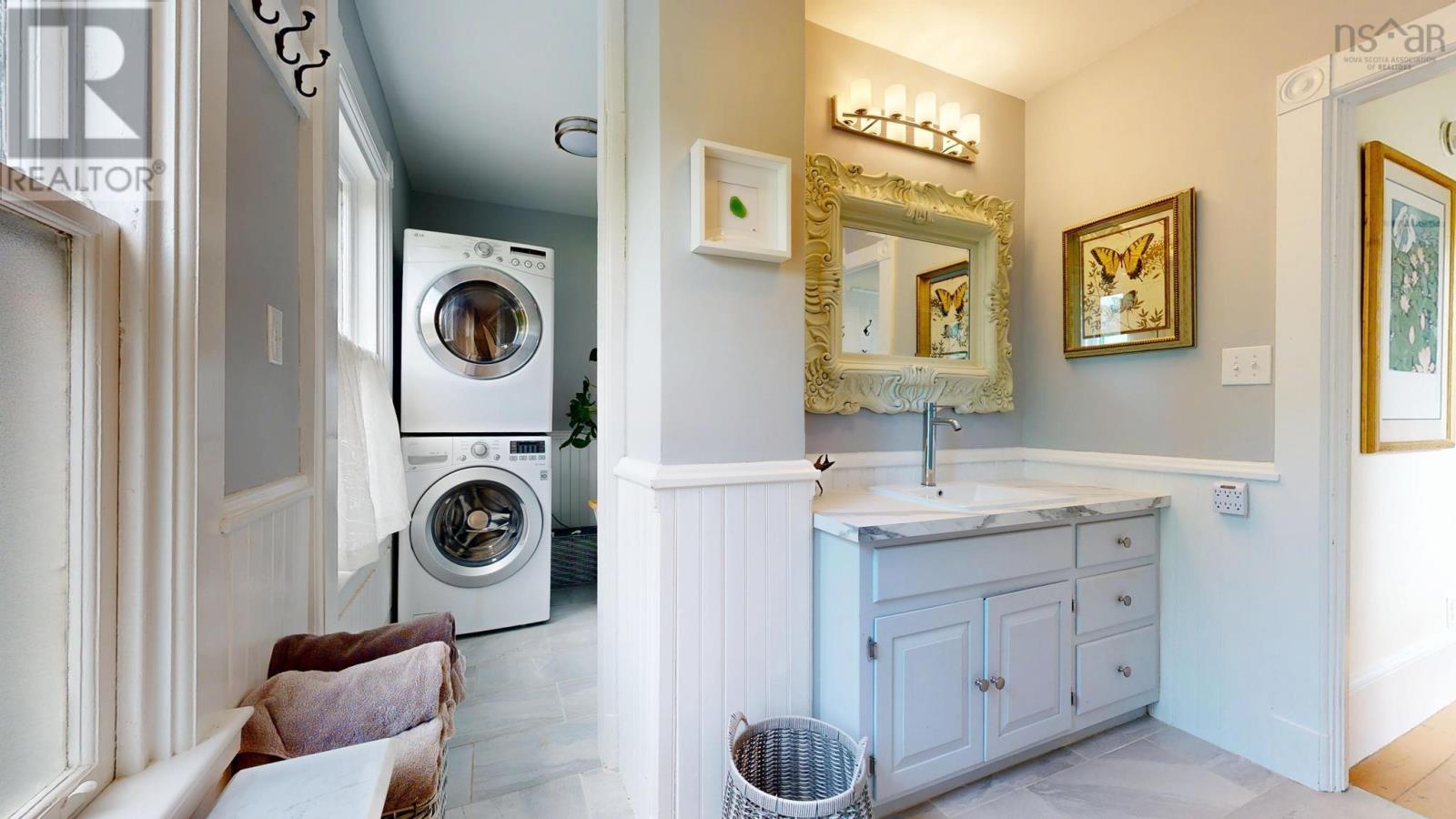 78 Pleasant Street, Mahone Bay, Nova Scotia  B0J 2E0 - Photo 37 - 202513201