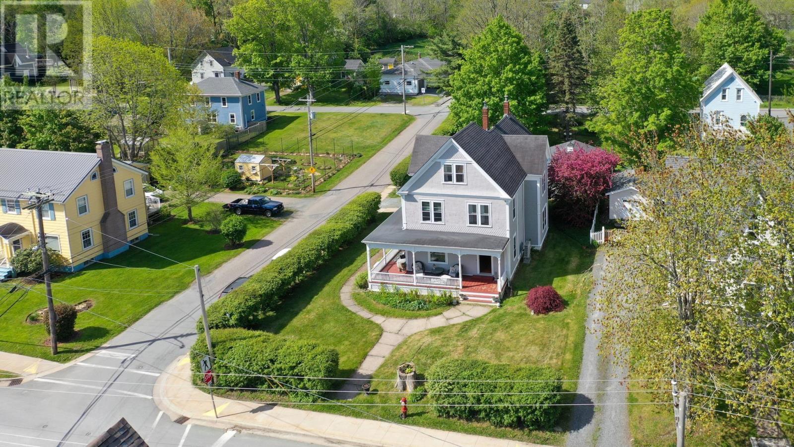 78 Pleasant Street, Mahone Bay, Nova Scotia  B0J 2E0 - Photo 48 - 202513201