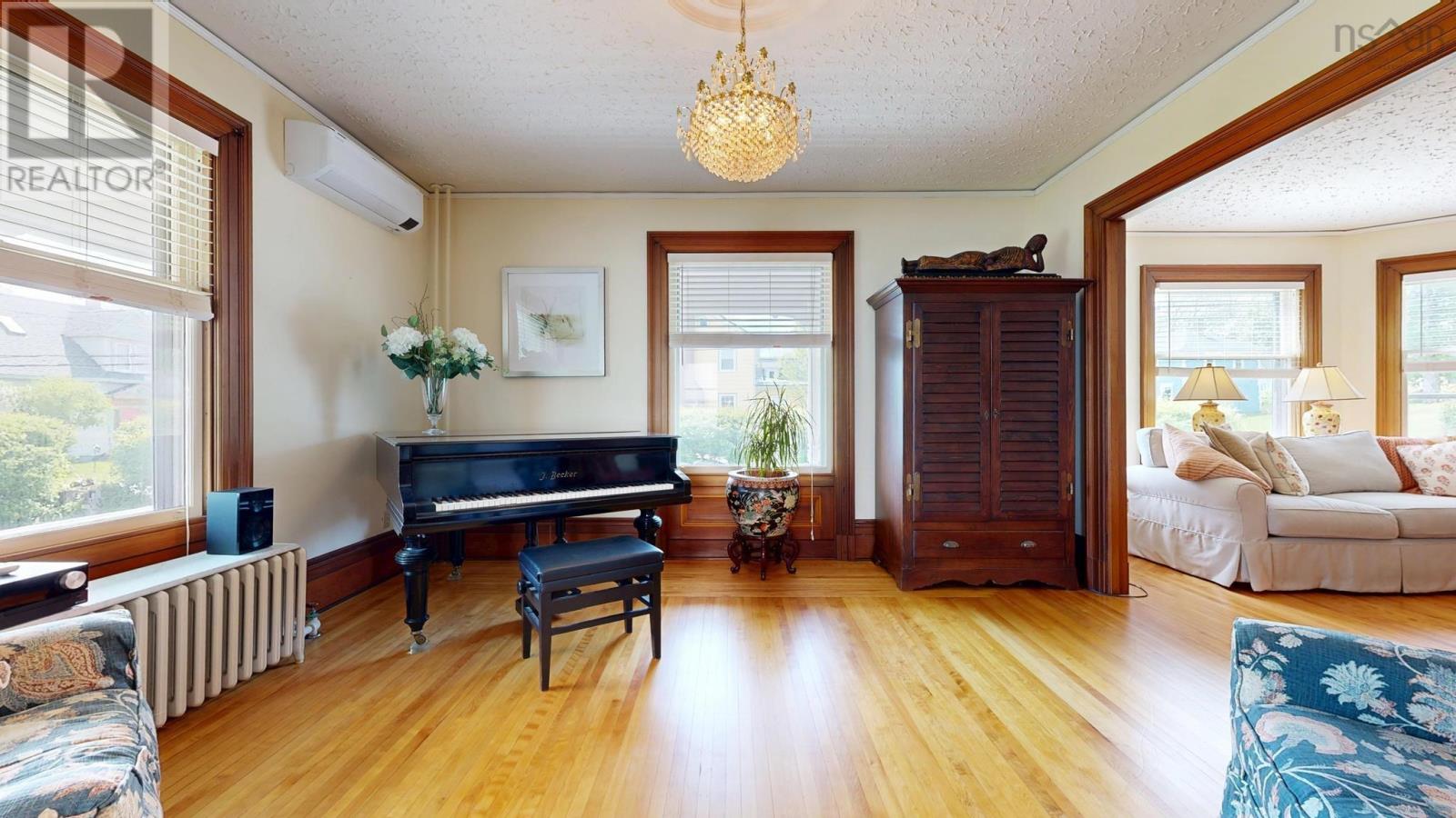 78 Pleasant Street, Mahone Bay, Nova Scotia  B0J 2E0 - Photo 8 - 202513201