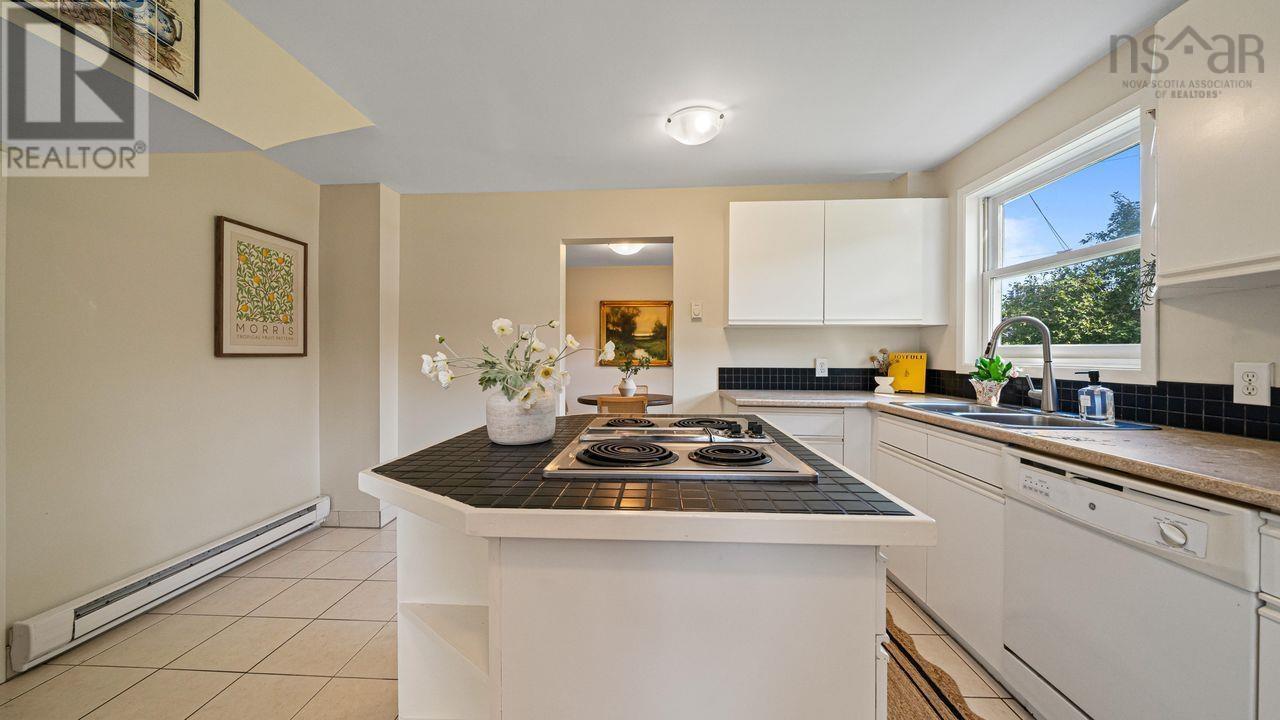 14 Hamshaw Drive, Halifax, Nova Scotia  B3M 2G8 - Photo 6 - 202518699