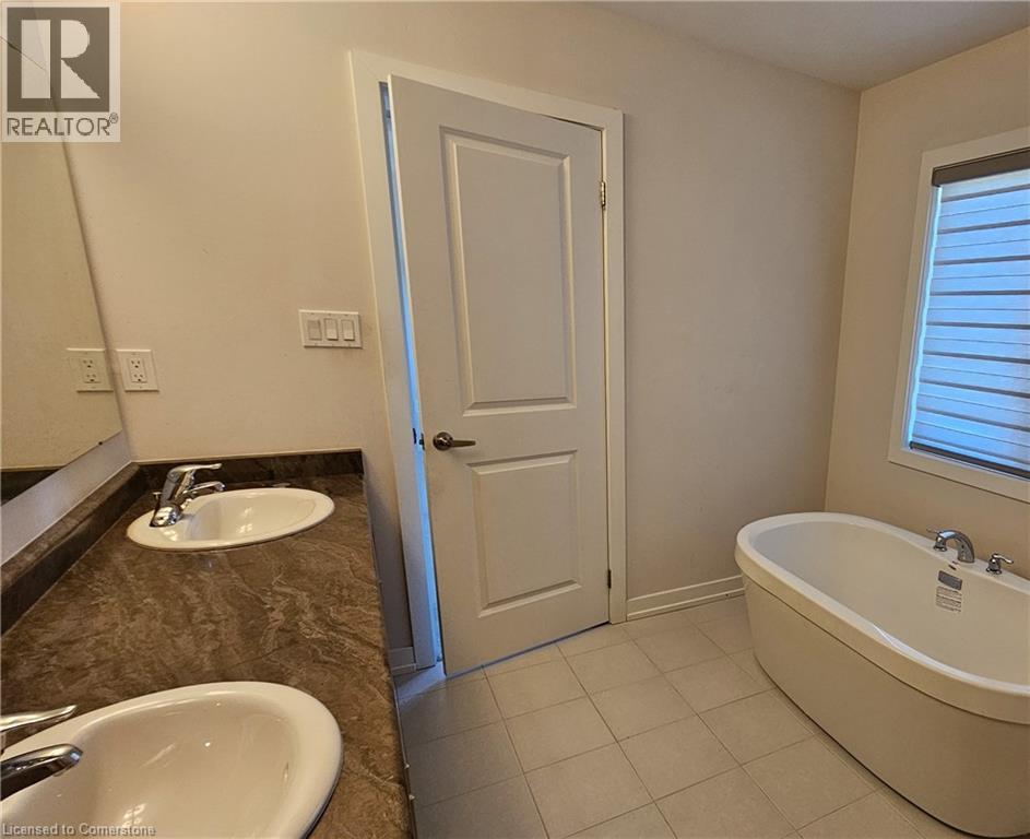 Photo 8 at 23 Tulip Crescent, Simcoe Photo 8 at 23 Tulip Crescent, Simcoe