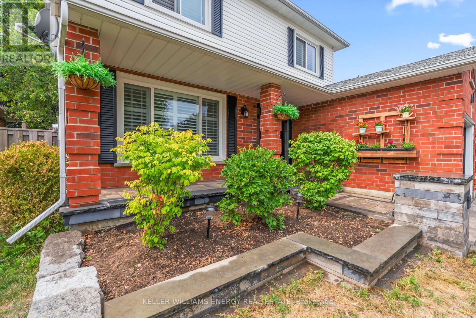 Property at 71 KINTYRE STREET image 4
