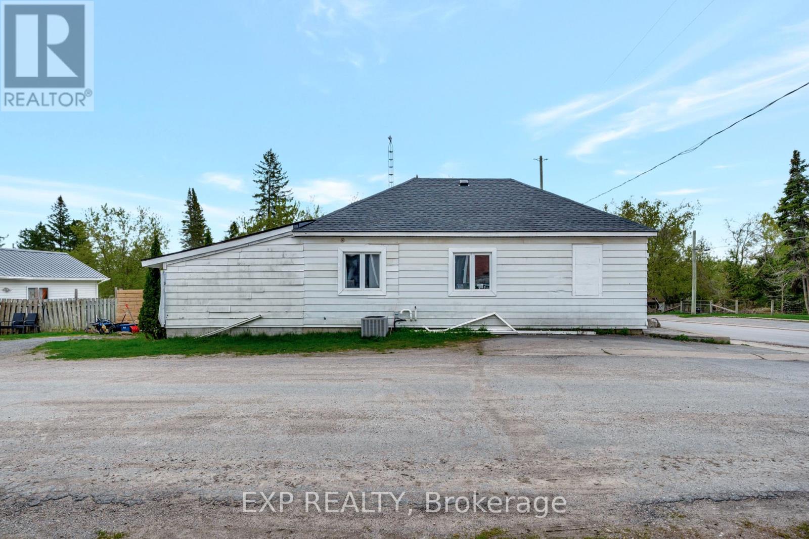 50 Queen Street, Tweed, Ontario  K0K 2L0 - Photo 35 - X12338736