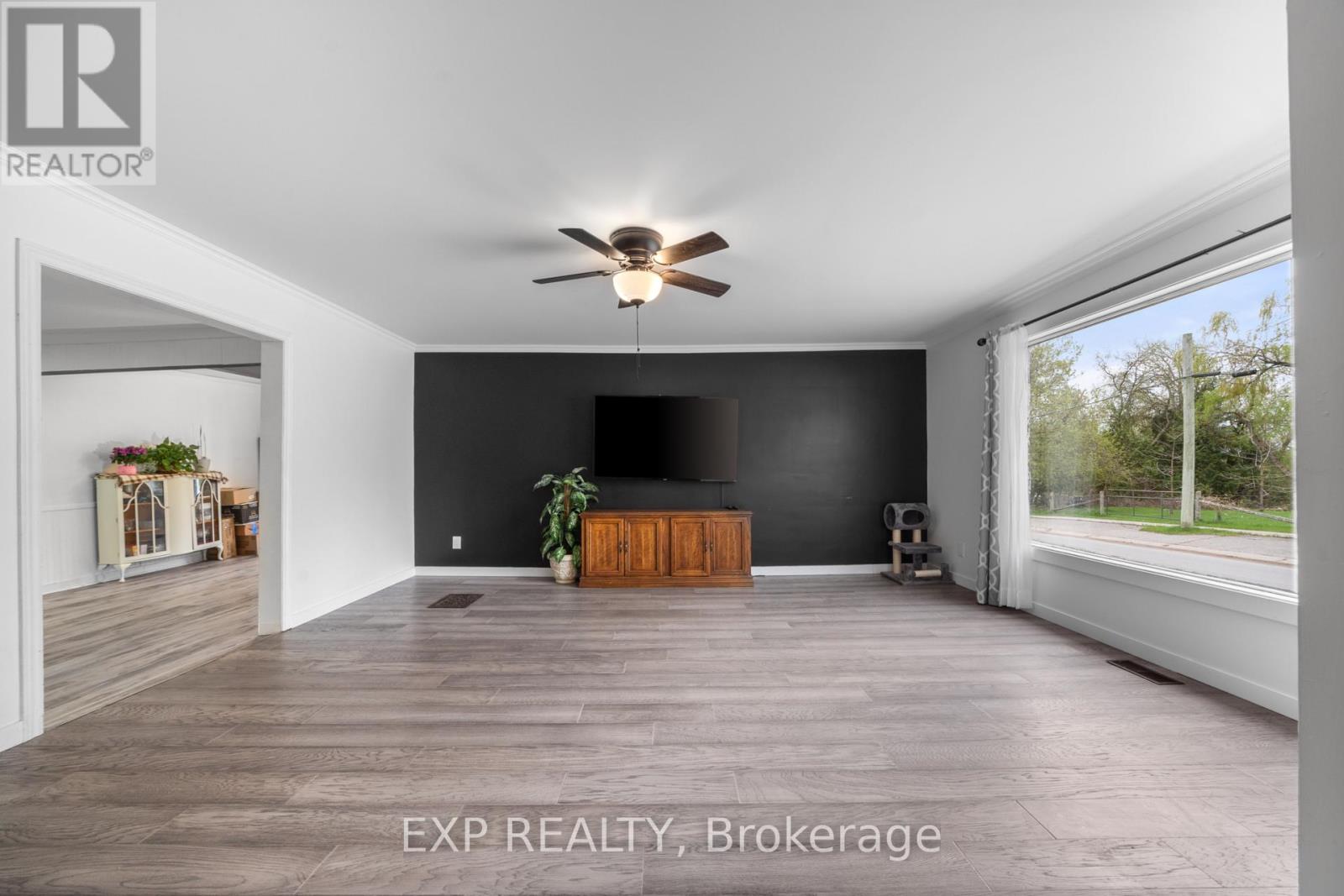 50 Queen Street, Tweed, Ontario  K0K 2L0 - Photo 8 - X12338736