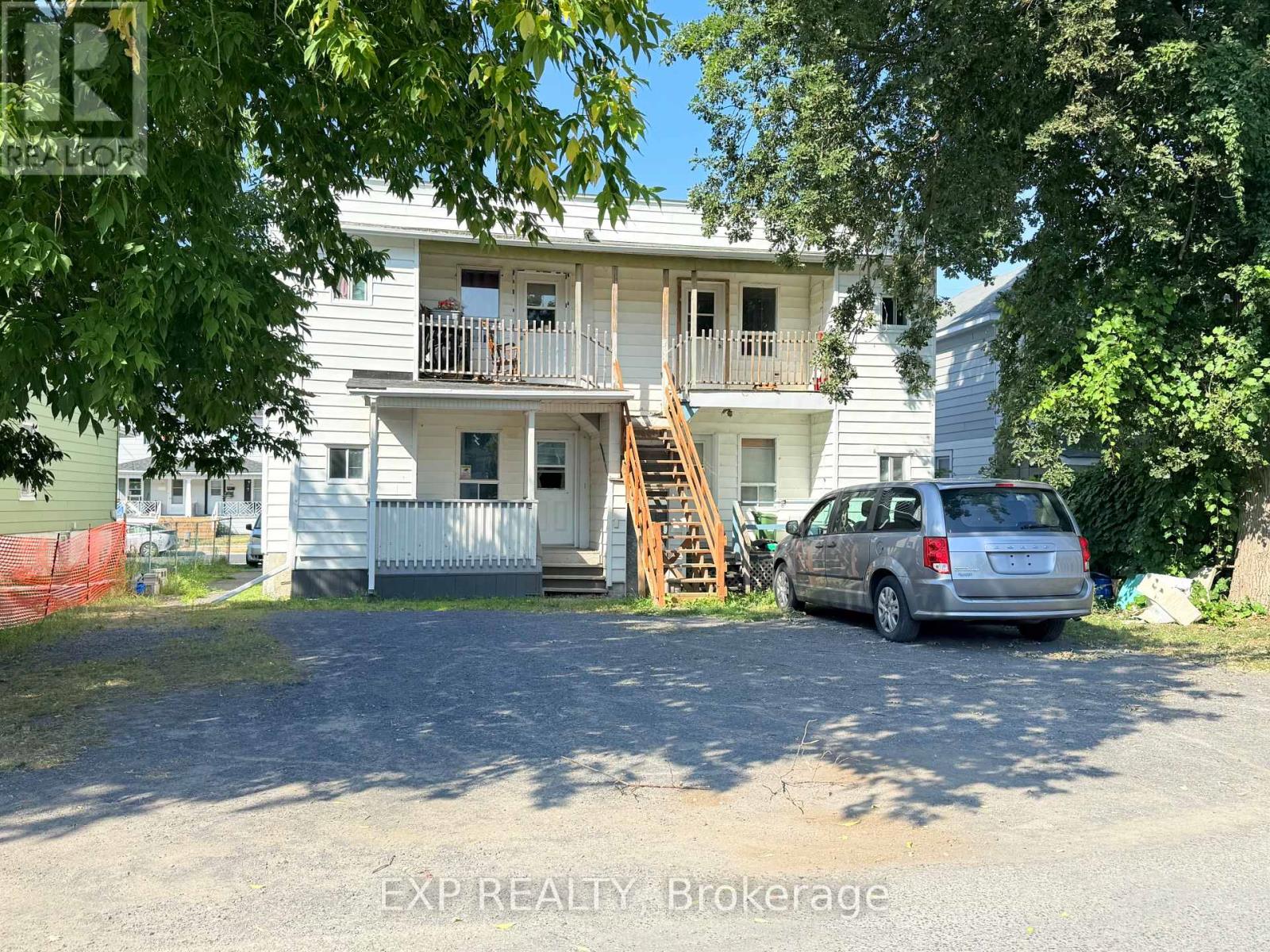213 Guy Street, Cornwall, Ontario  K6H 4V1 - Photo 3 - X12338744