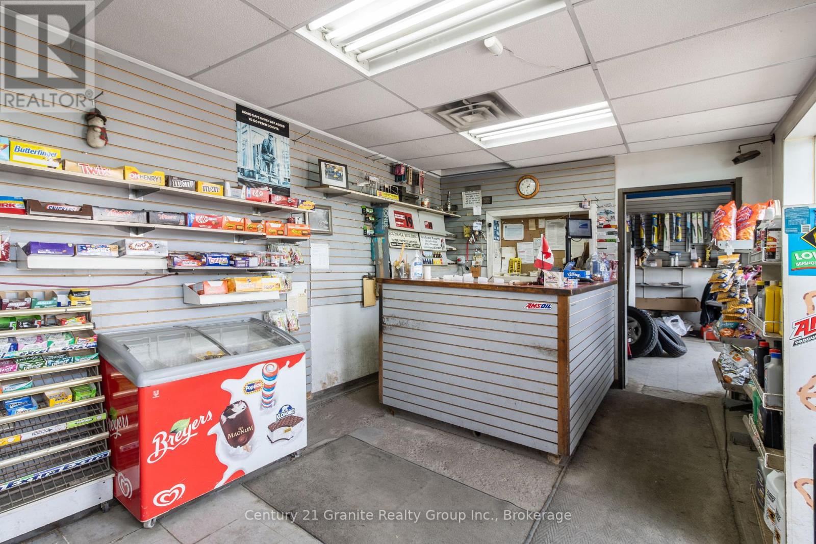 42 Highland Street, Dysart Et Al, Ontario  K0M 1S0 - Photo 2 - X12338768