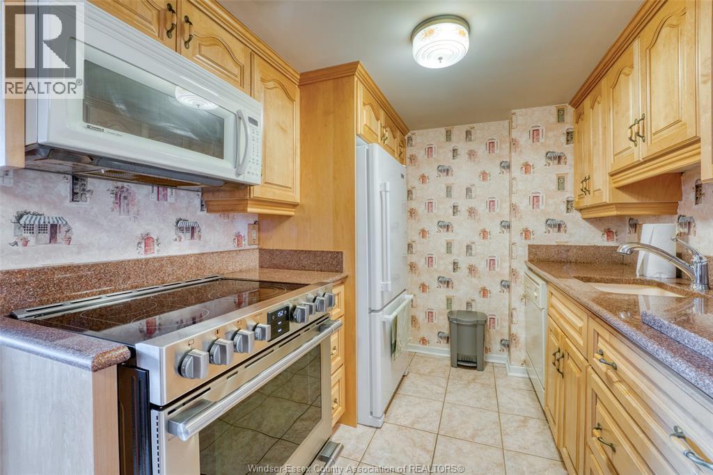 380 Pelissier Unit# 2303, Windsor, Ontario  N9A 6V7 - Photo 11 - 25020410