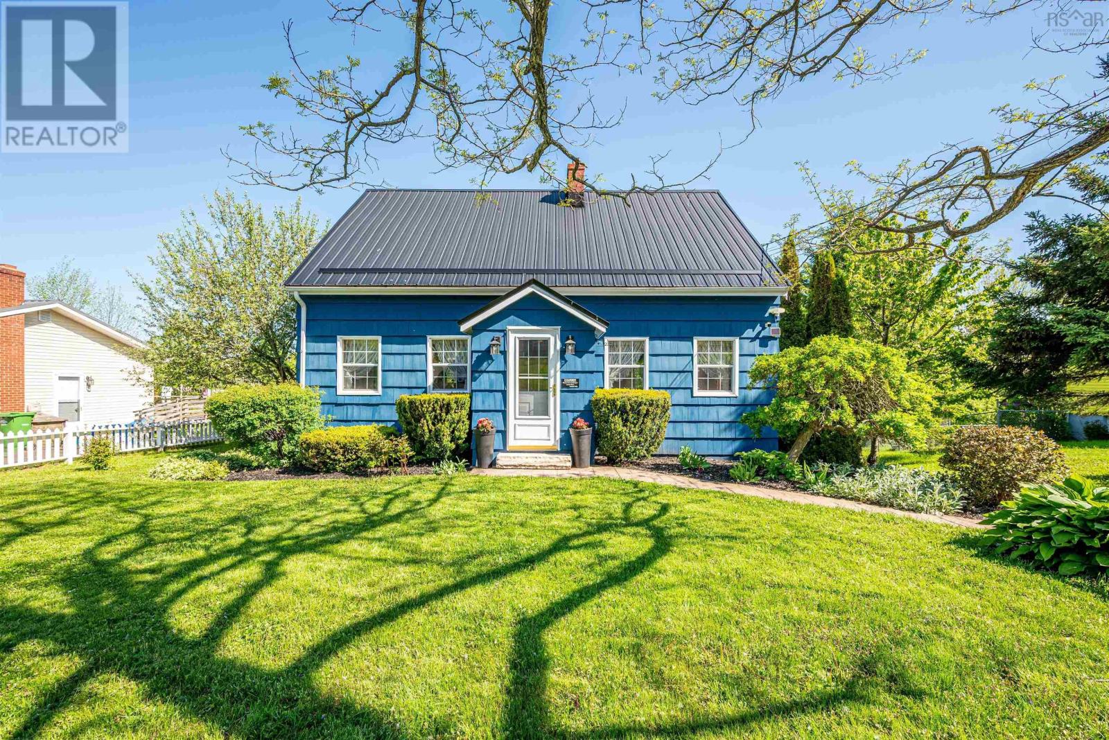 49 Underwood Drive, Windsor, Nova Scotia  B0N 2T0 - Photo 1 - 202512627