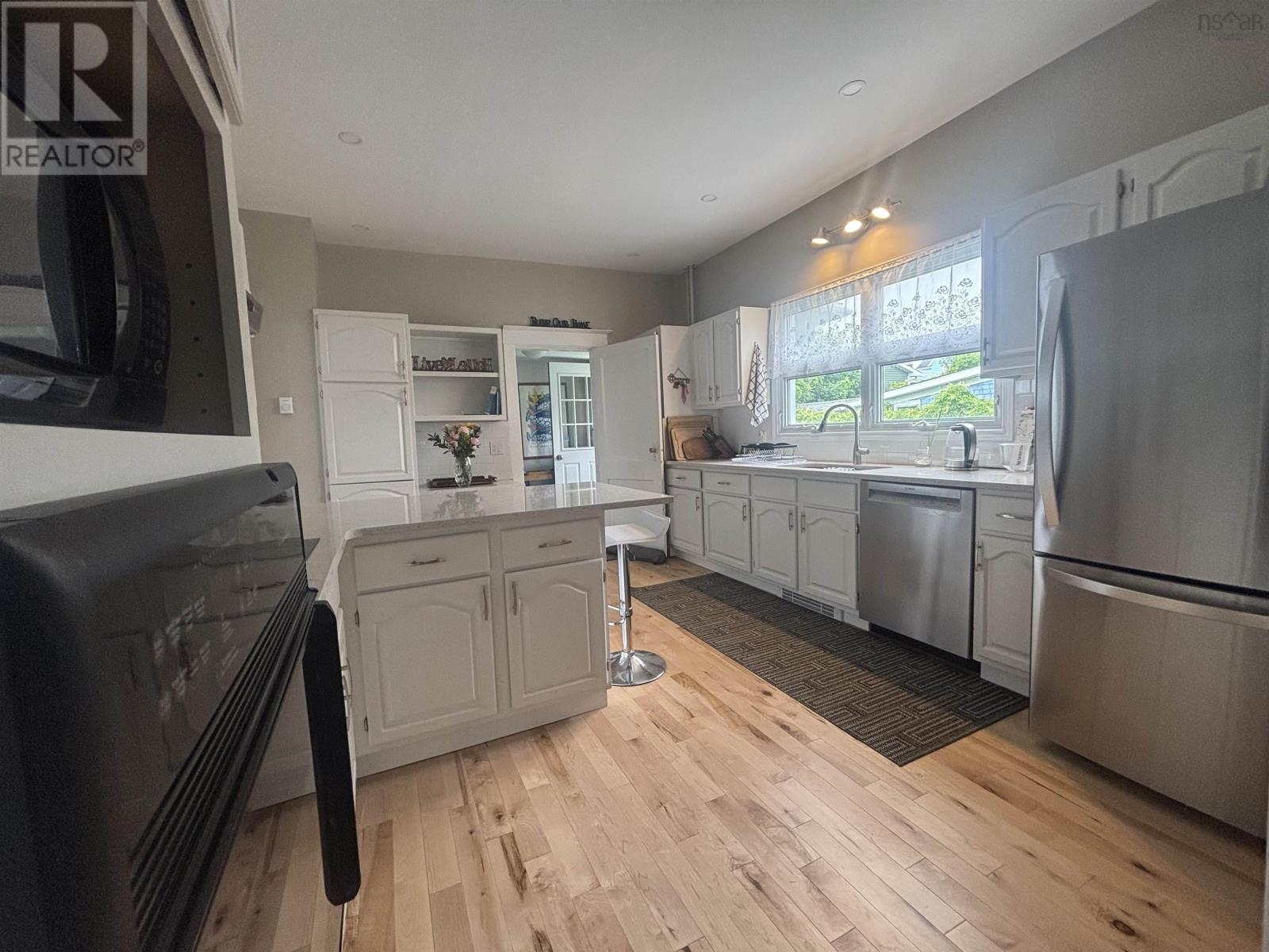 260 York Street, Glace Bay, Nova Scotia  B1A 2M3 - Photo 6 - 202516699