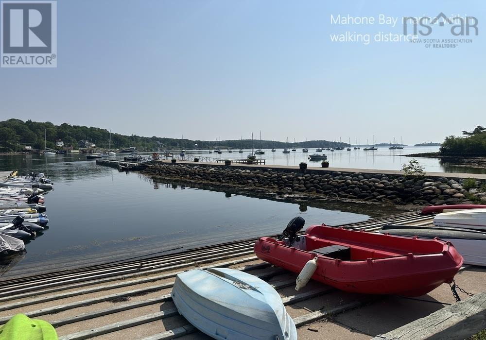 29 Hedge Row, Mahone Bay, Nova Scotia  B0J 2E0 - Photo 32 - 202518021