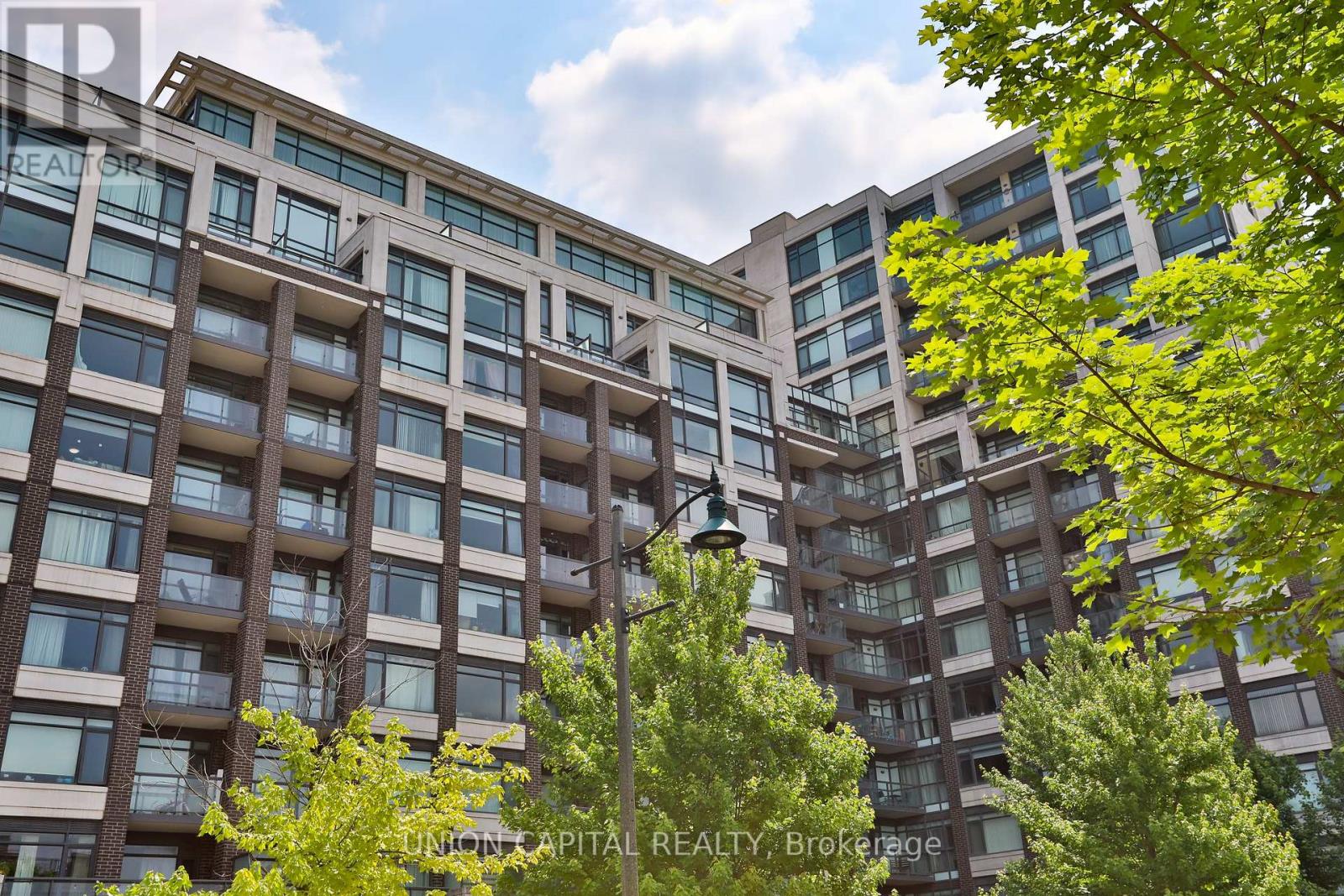 Property at 801 - 8110 BIRCHMOUNT STREET image 3