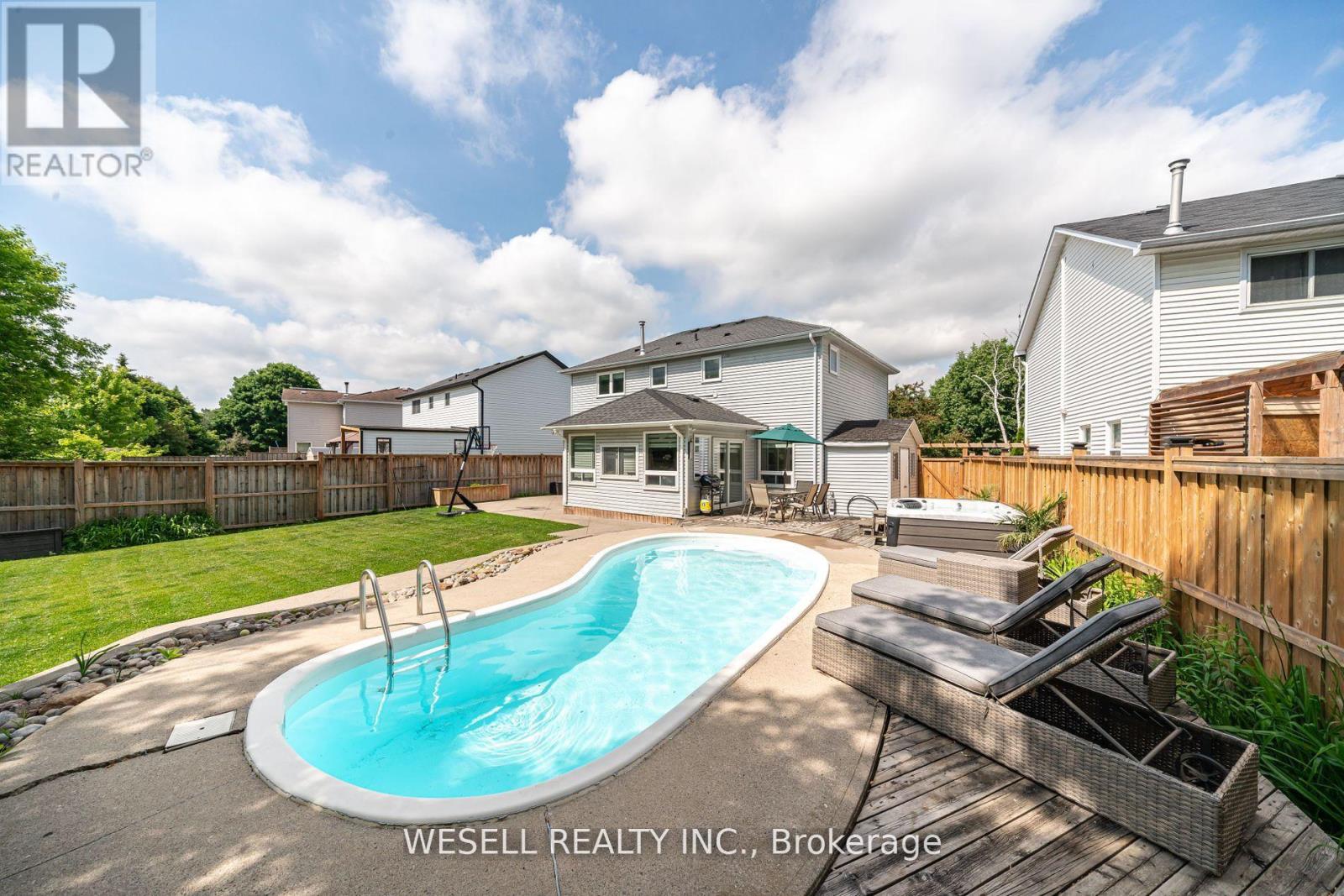 1879 ASHWOOD AVENUE, Innisfil, Ontario