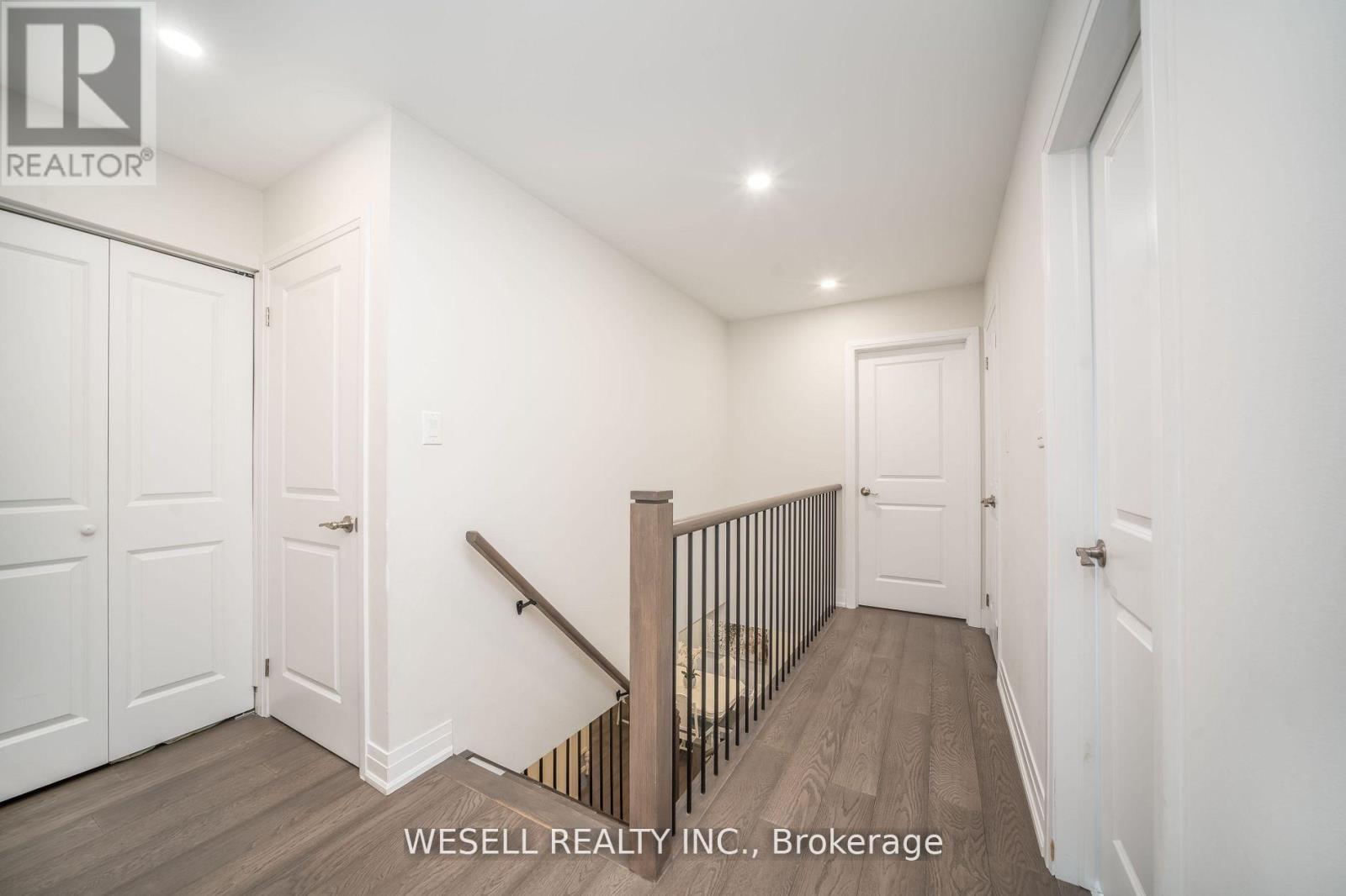 1879 Ashwood Avenue, Innisfil, Ontario  L9S 1W1 - Photo 18 - N12338794