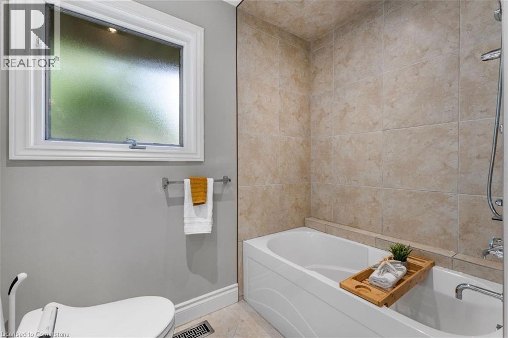 937 Montgomery Drive, Ancaster, Ontario  L9G 3H6 - Photo 21 - 40754415