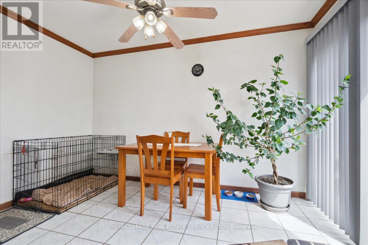 14 Germorda Drive, Oakville (Cp College Park), Ontario  L6H 1A8 - Photo 13 - W12338774
