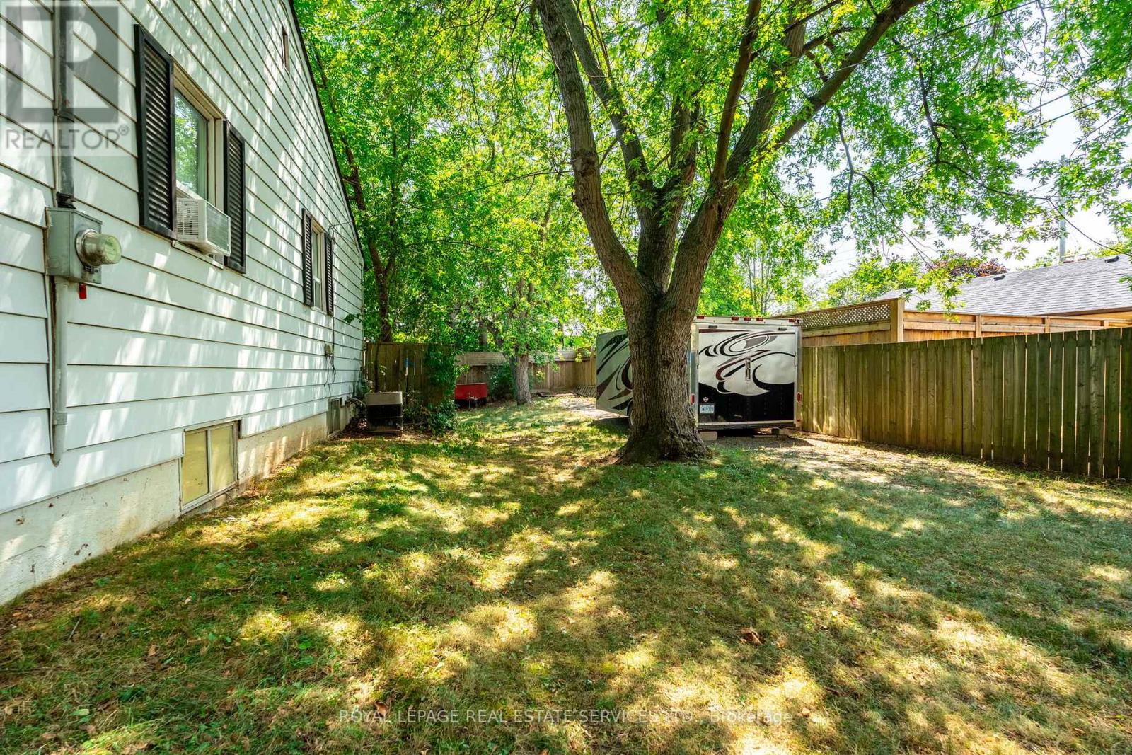 14 Germorda Drive, Oakville (Cp College Park), Ontario  L6H 1A8 - Photo 32 - W12338774