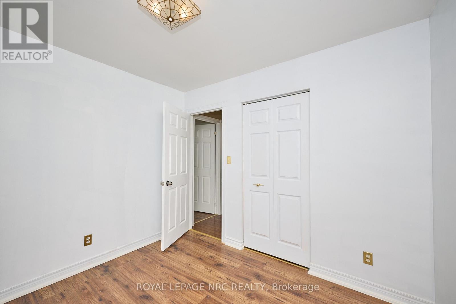 4040 Lakeshore Road, Lincoln, Ontario  L0R 1B0 - Photo 33 - X12338829