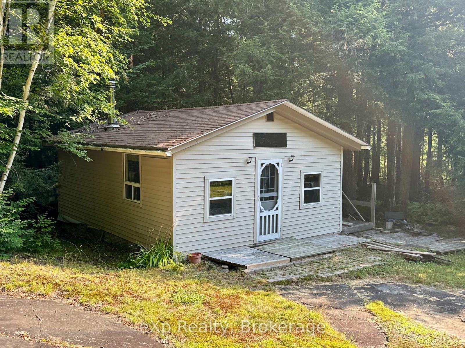 1080 MILNE ROAD, Bracebridge, Ontario