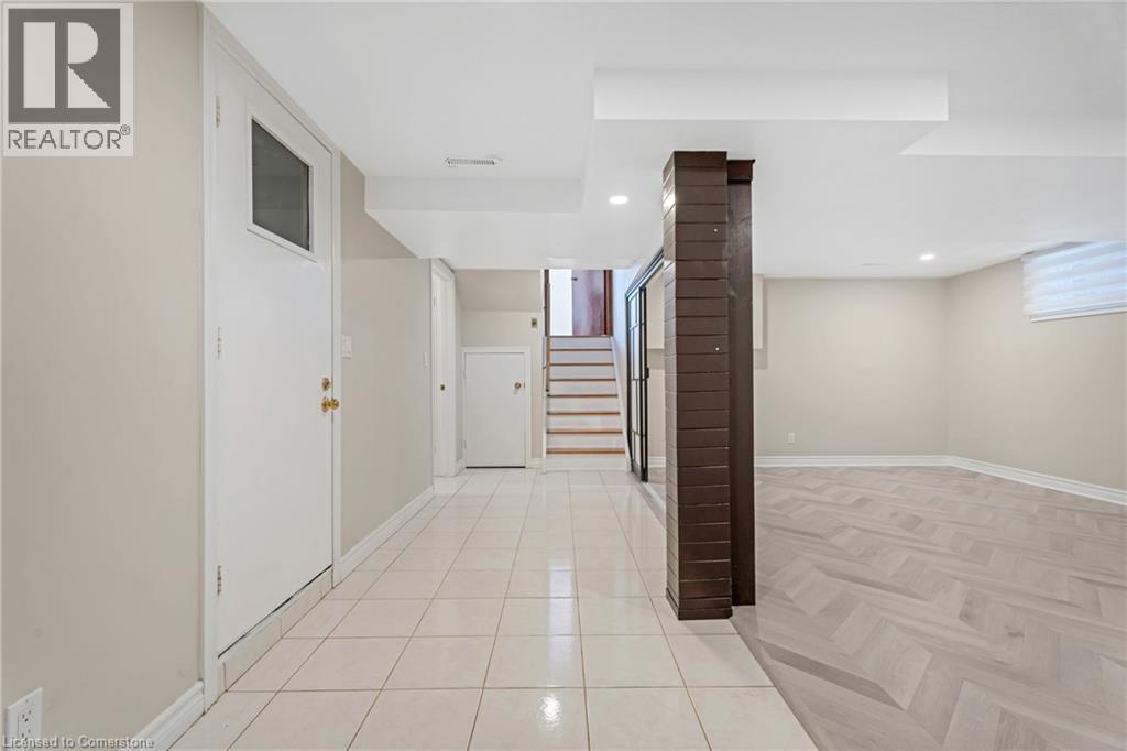 36 Skylark Drive, Hamilton, Ontario  L9A 4Y2 - Photo 32 - 40759581