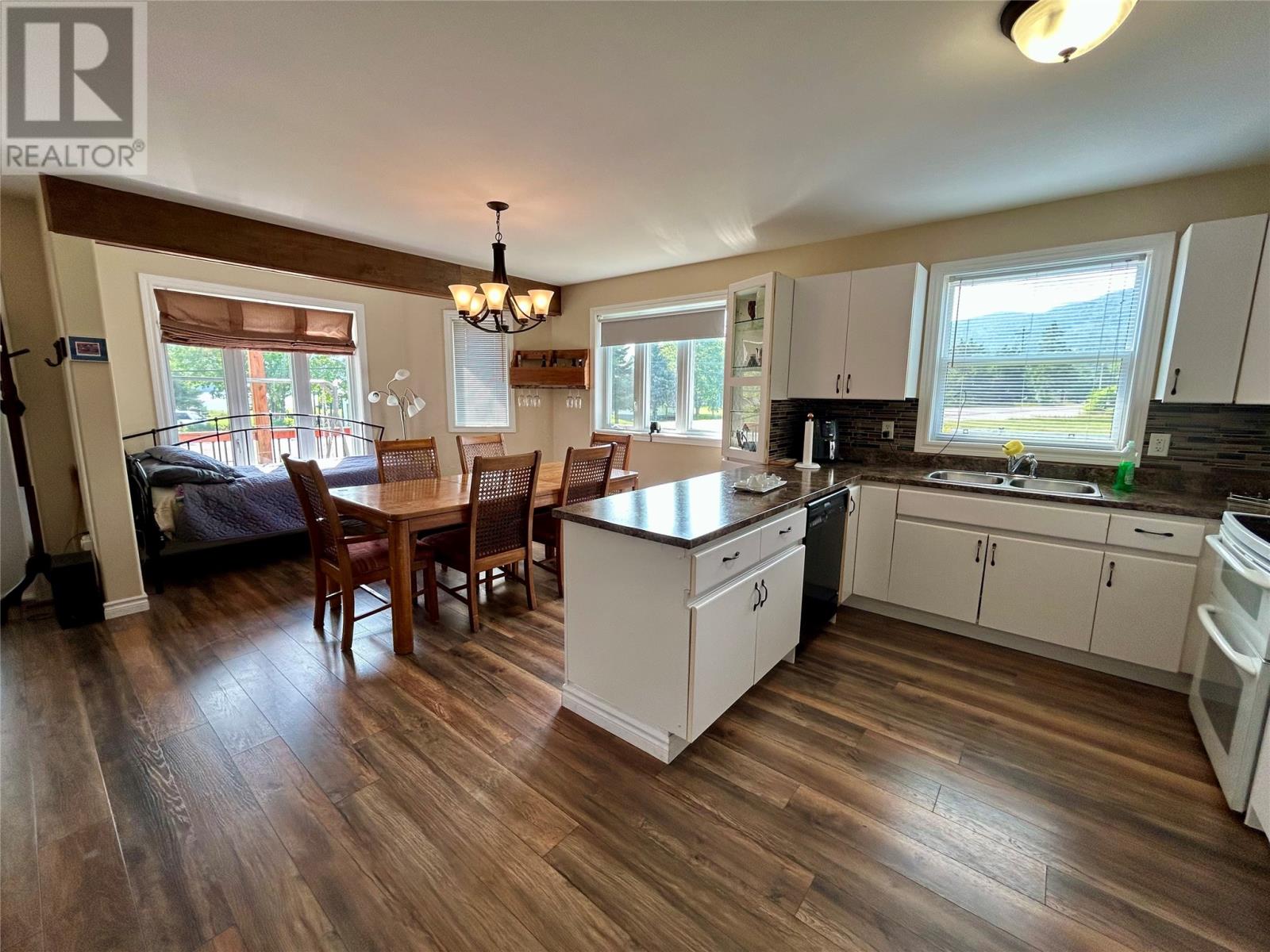85 Main Road, Woody Point, Newfoundland & Labrador  A0K 1P0 - Photo 6 - 1288962
