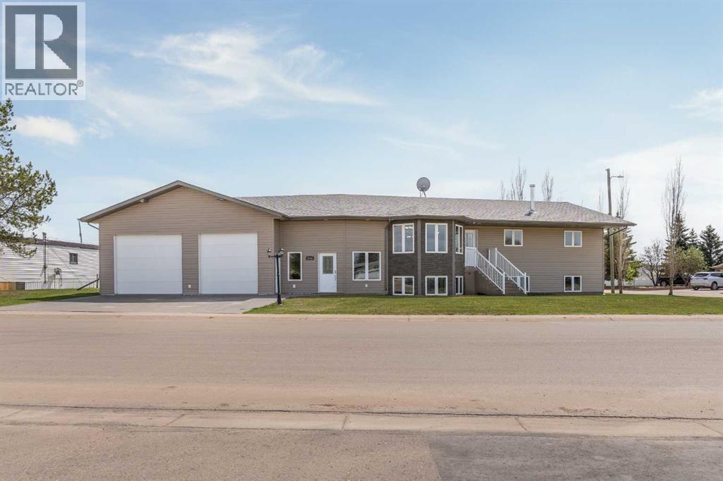 5416 46 Avenue, Forestburg, Alberta  T0B 0H7 - Photo 1 - A2220384