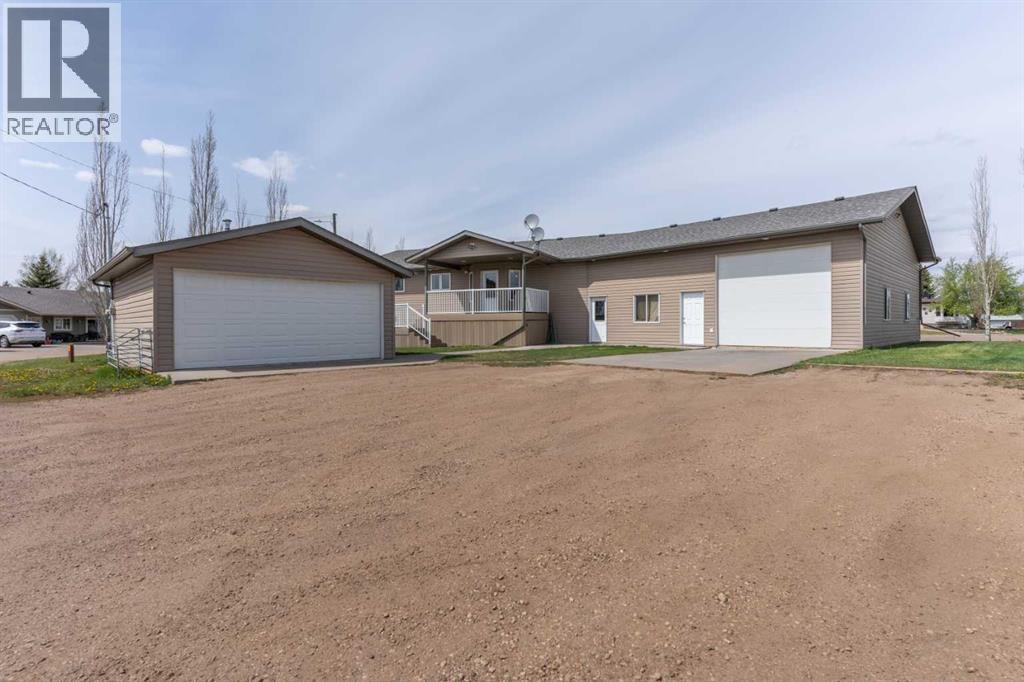 5416 46 Avenue, Forestburg, Alberta  T0B 0H7 - Photo 41 - A2220384