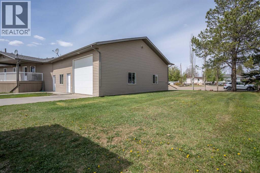 5416 46 Avenue, Forestburg, Alberta  T0B 0H7 - Photo 43 - A2220384