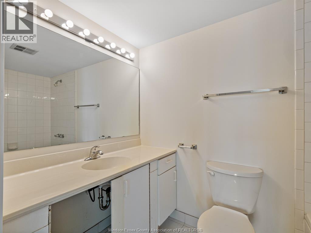75 Riverside Drive East Unit# 1810, Windsor, Ontario  N9A 7C4 - Photo 19 - 25020403