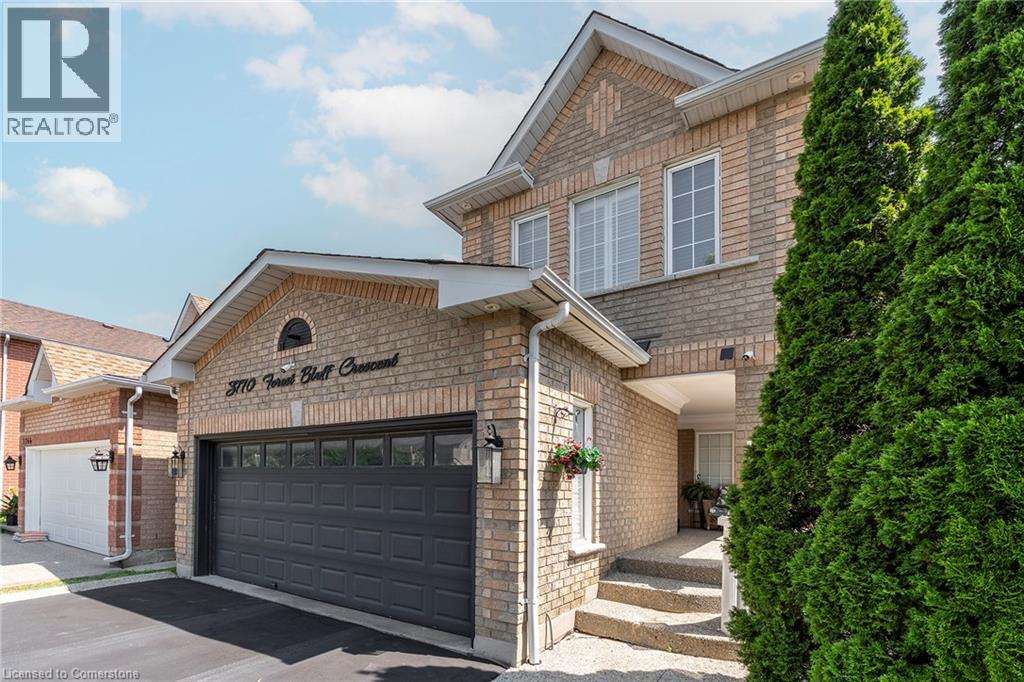 3770 Forest Bluff Crescent, Mississauga, Ontario  L5N 7T8 - Photo 3 - 40752456