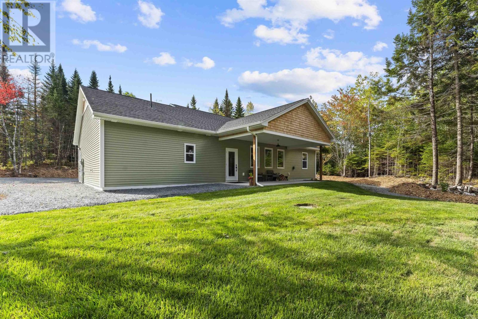 216 Bretton Woods Road, Mount Uniacke, Nova Scotia  B0N 1Z0 - Photo 4 - 202514626