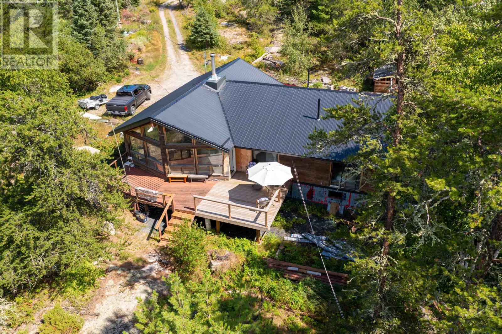 33 Lori-Lee Bay, Kenora, Ontario  P9N 0C5 - Photo 3 - TB252468