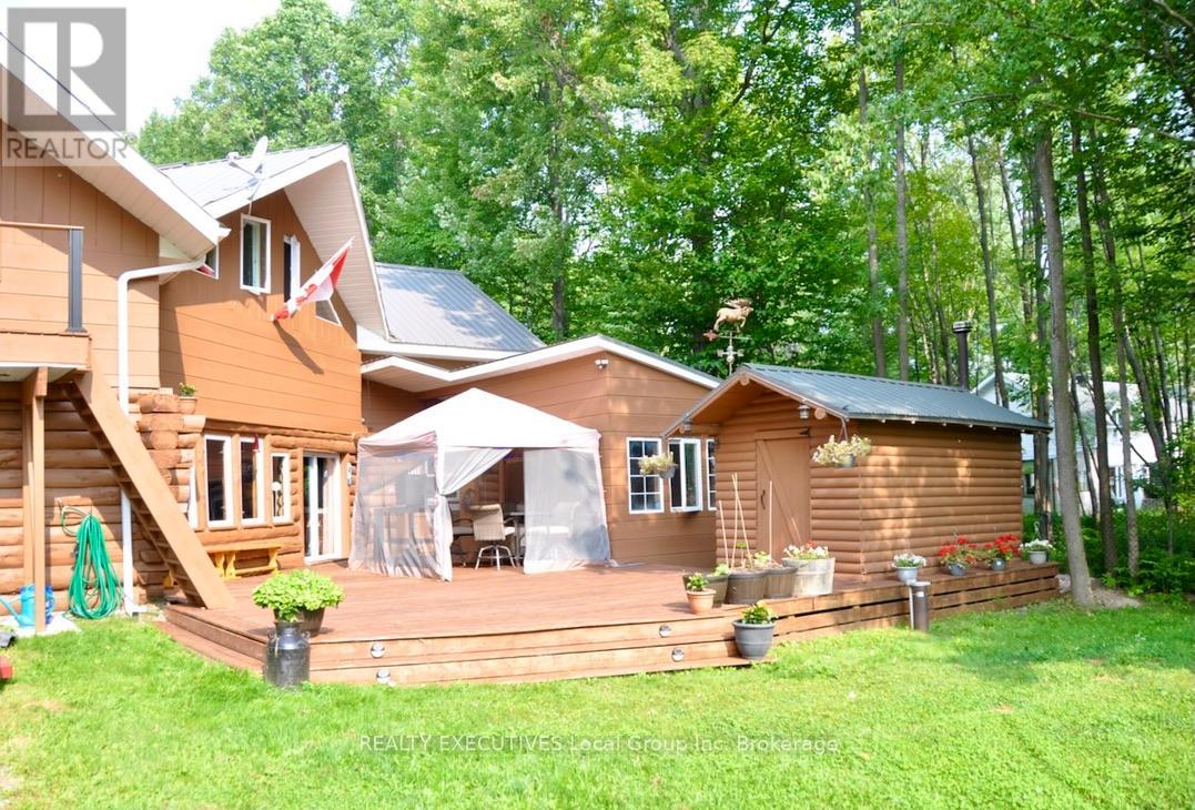 1893 Jocko Point Road, North Bay, Ontario P2B 8G5 - Photo 2 - X12338894