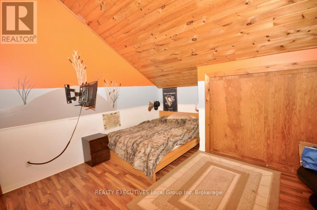 1893 Jocko Point Road, North Bay, Ontario P2B 8G5 - Photo 25 - X12338894