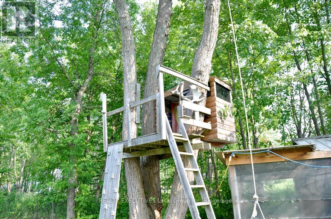 1893 Jocko Point Road, North Bay, Ontario P2B 8G5 - Photo 50 - X12338894