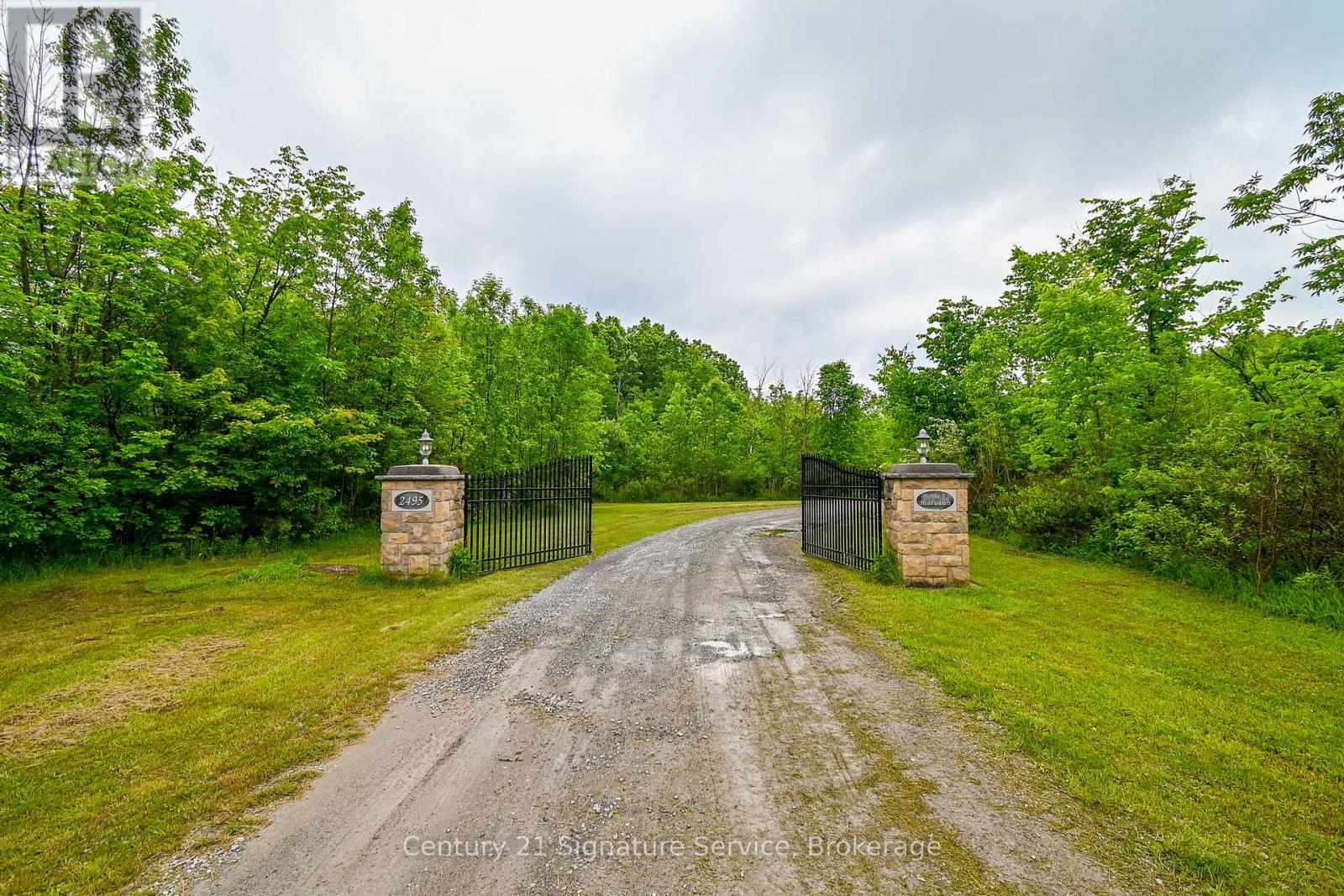 2495 Garrison Road, Fort Erie, Ontario  L0S 1N0 - Photo 5 - X12216990