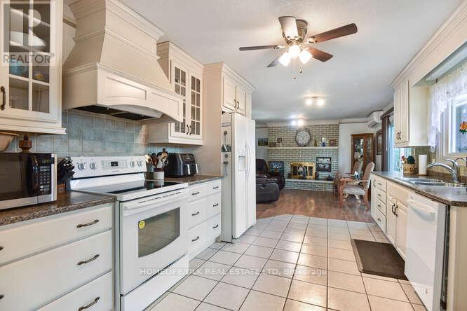 53 Goodyear Road, Greater Napanee, Ontario  K7R 3L2 - Photo 11 - X12338890