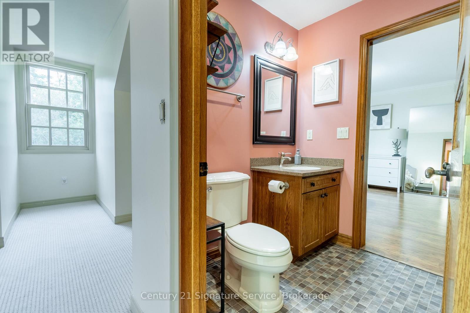 2495 Garrison Road, Fort Erie, Ontario  L0S 1N0 - Photo 39 - X12216990