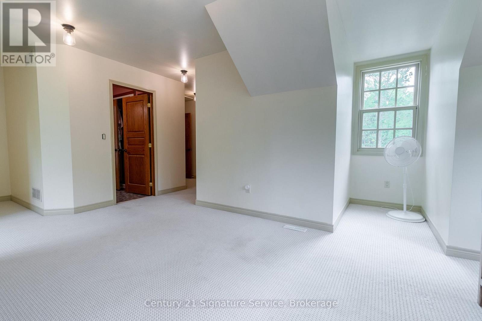 2495 Garrison Road, Fort Erie, Ontario  L0S 1N0 - Photo 35 - X12216990