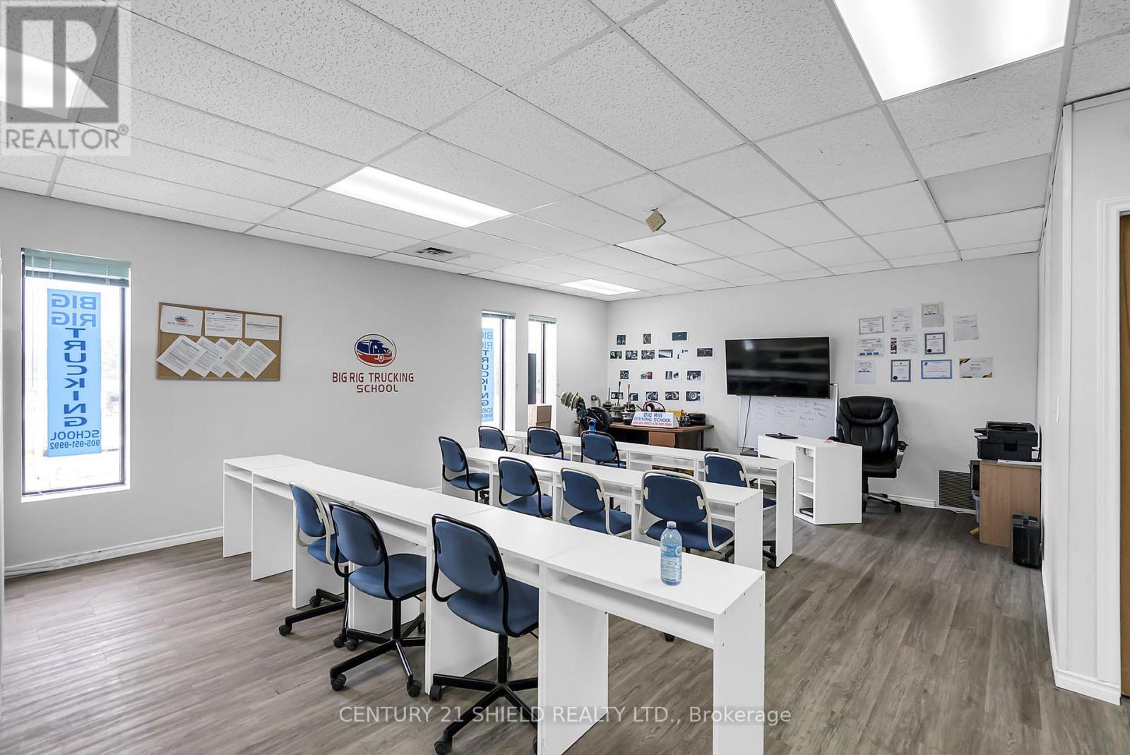120 Tollgate Street W, Cornwall, Ontario  K6J 5M3 - Photo 39 - X12338982