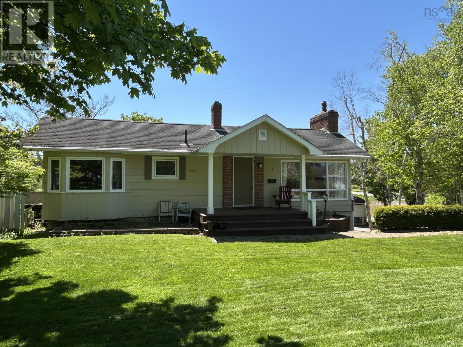 165 Avon Street, Hants Border, Nova Scotia  B0P 1P0 - Photo 1 - 202514607