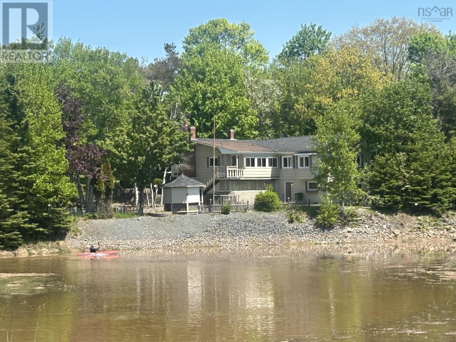 165 Avon Street, Hants Border, Nova Scotia  B0P 1P0 - Photo 28 - 202514607