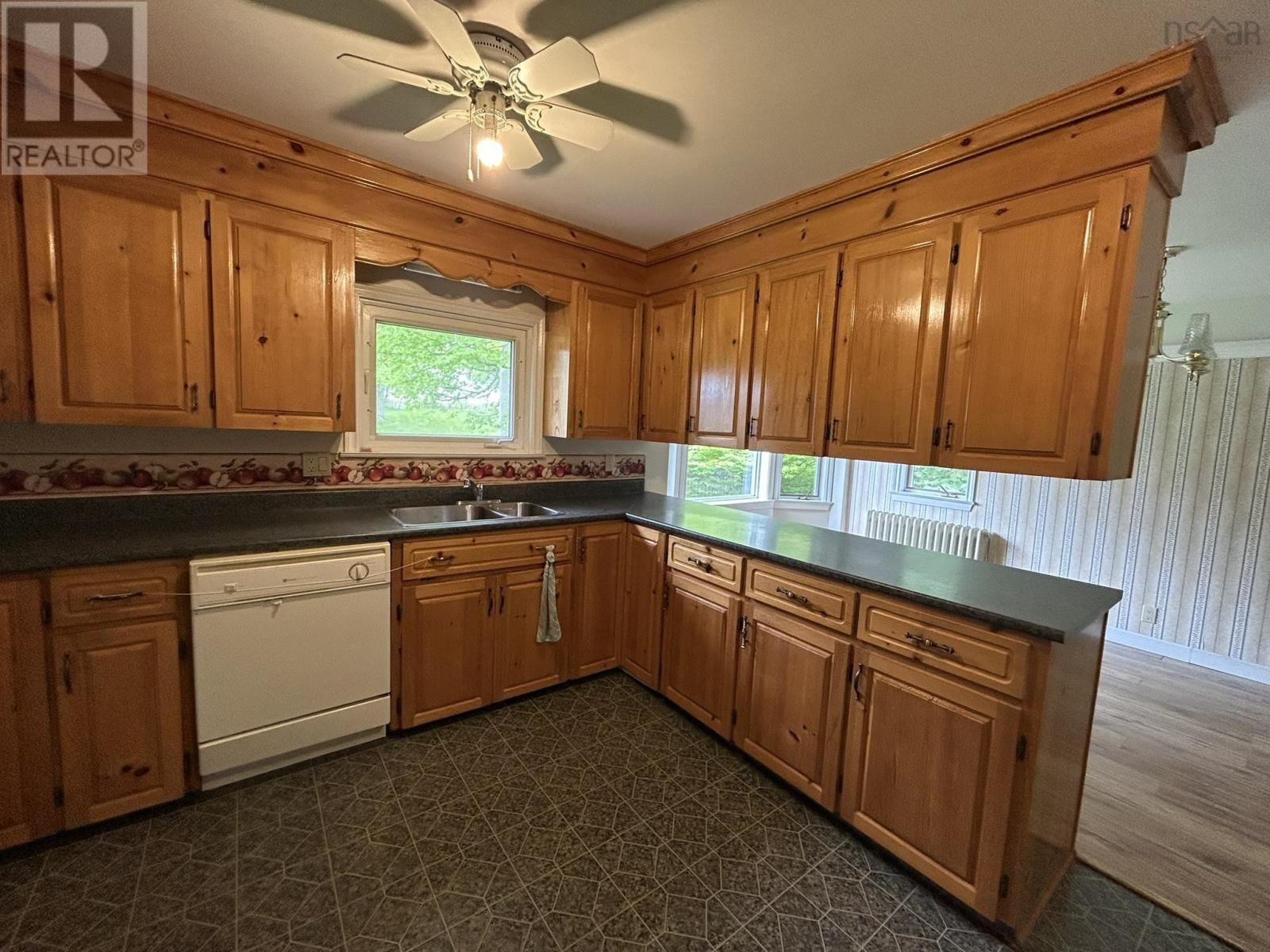 165 Avon Street, Hants Border, Nova Scotia  B0P 1P0 - Photo 34 - 202514607