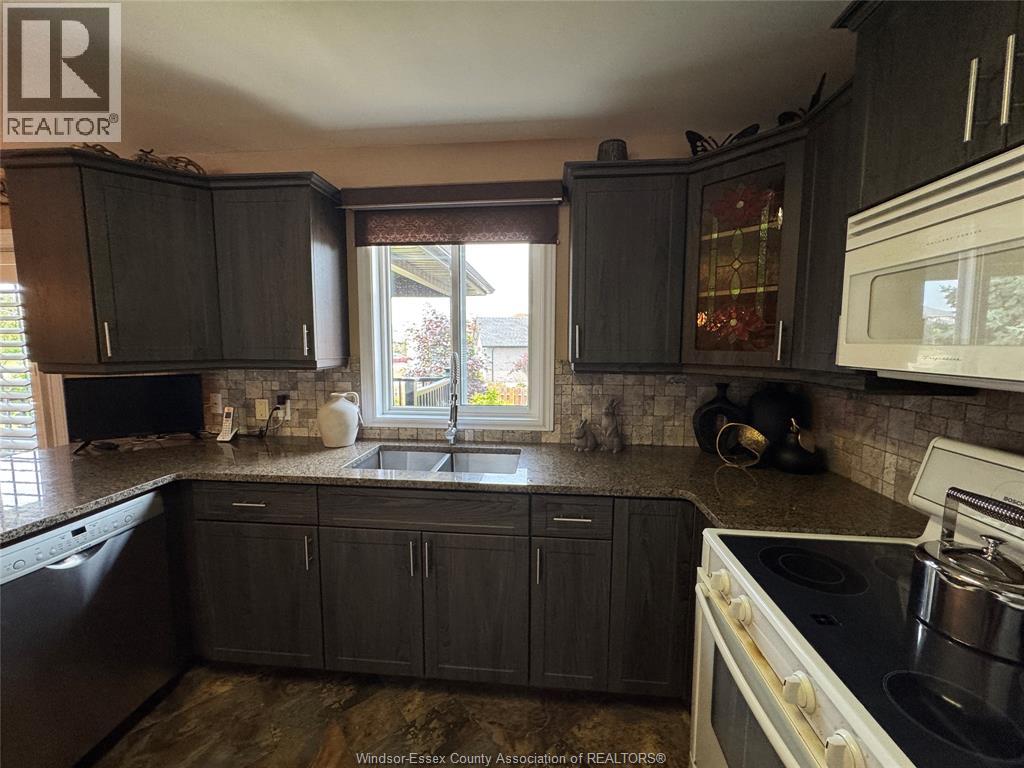 43 Carter Avenue, Leamington, Ontario  N8H 5C9 - Photo 8 - 25020433